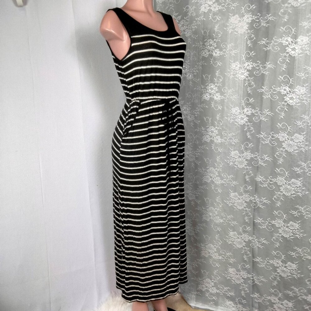 Expresso striped maxi dress sleeveless size M